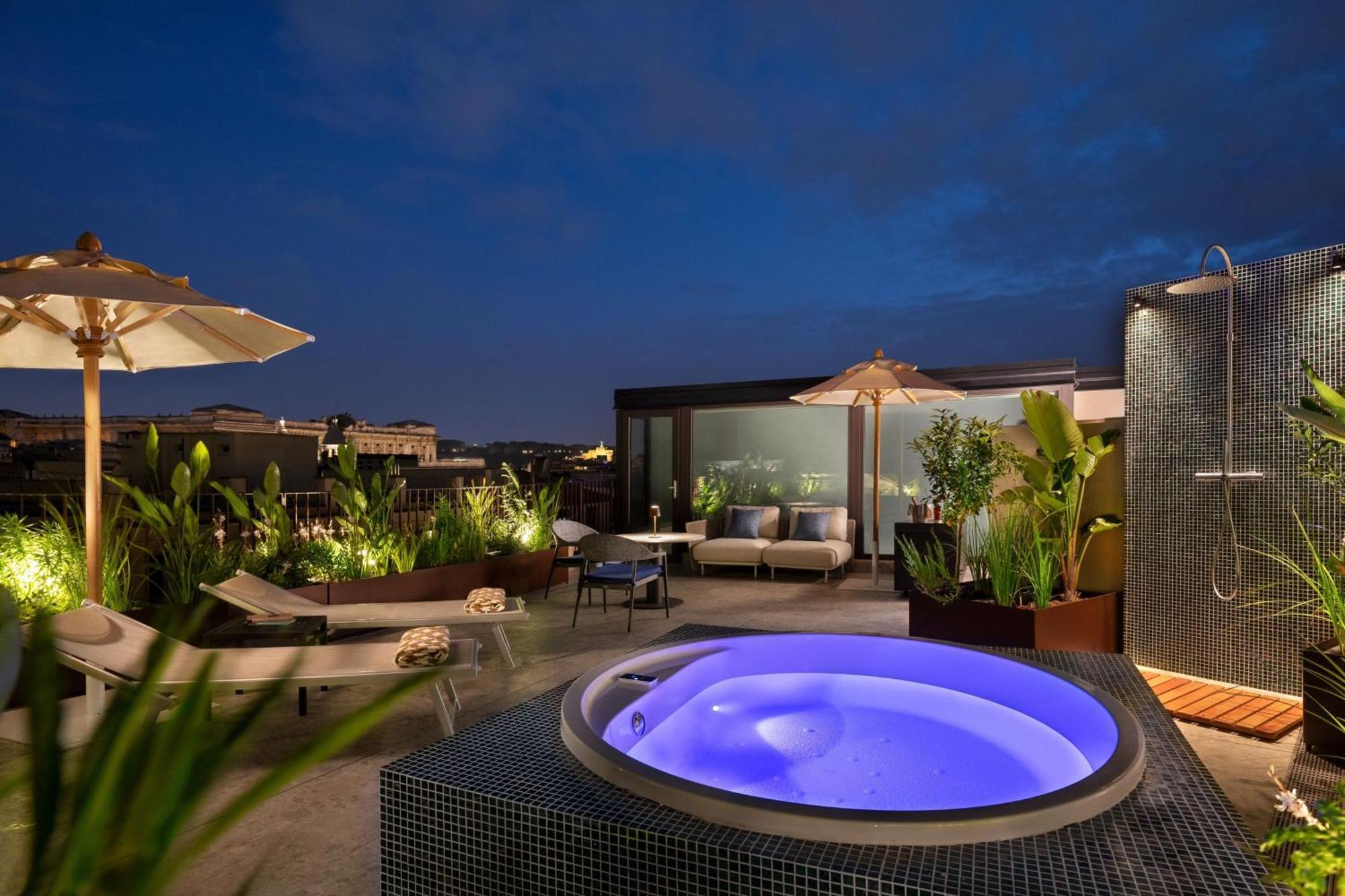 Le Meridien Visconti Roma Esterno foto