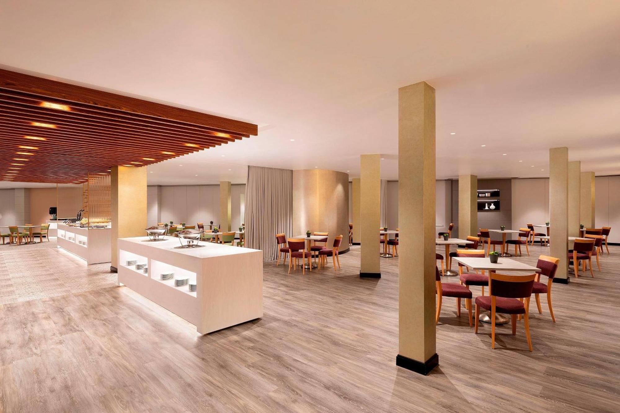 Le Meridien Visconti Roma Esterno foto