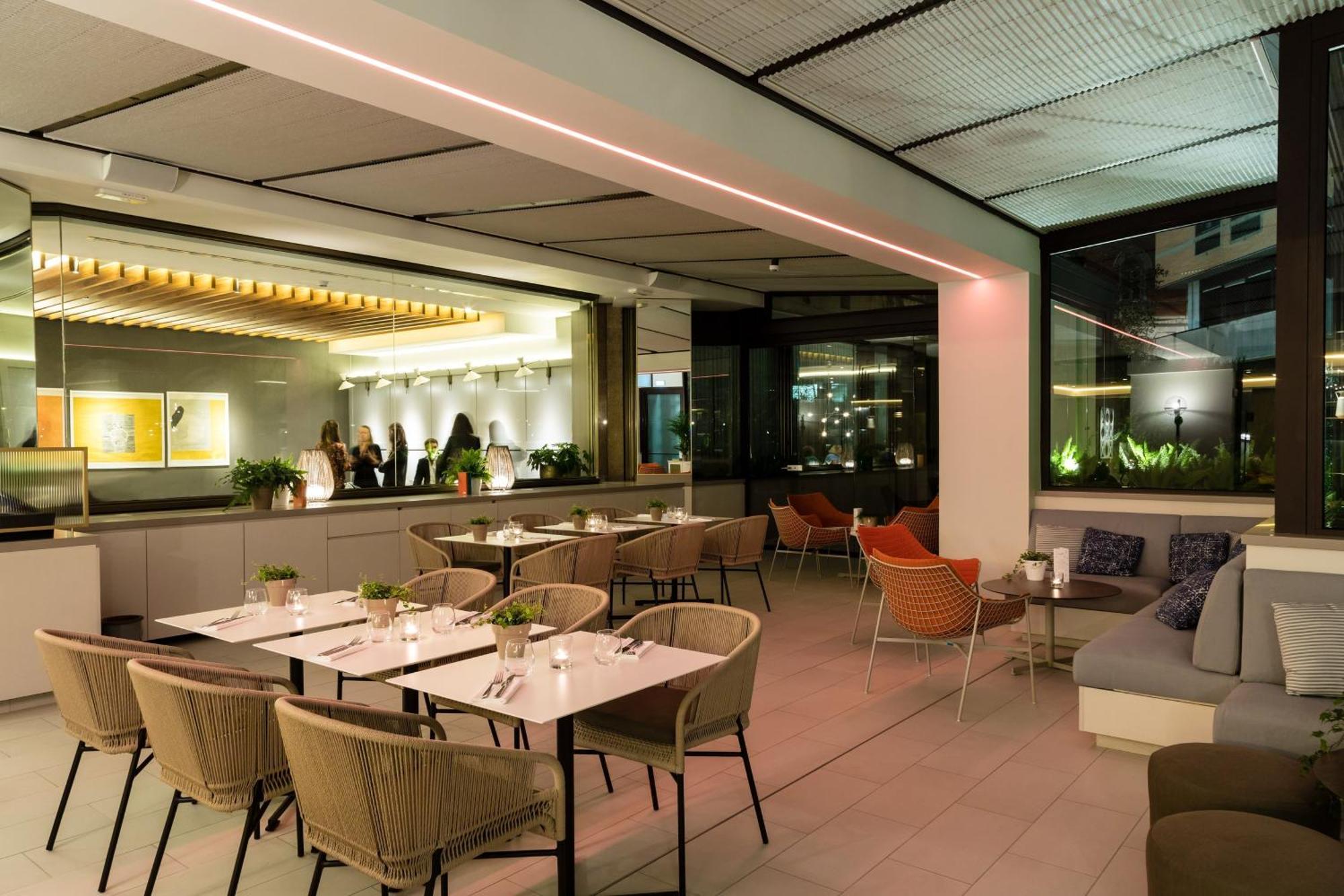 Le Meridien Visconti Roma Esterno foto