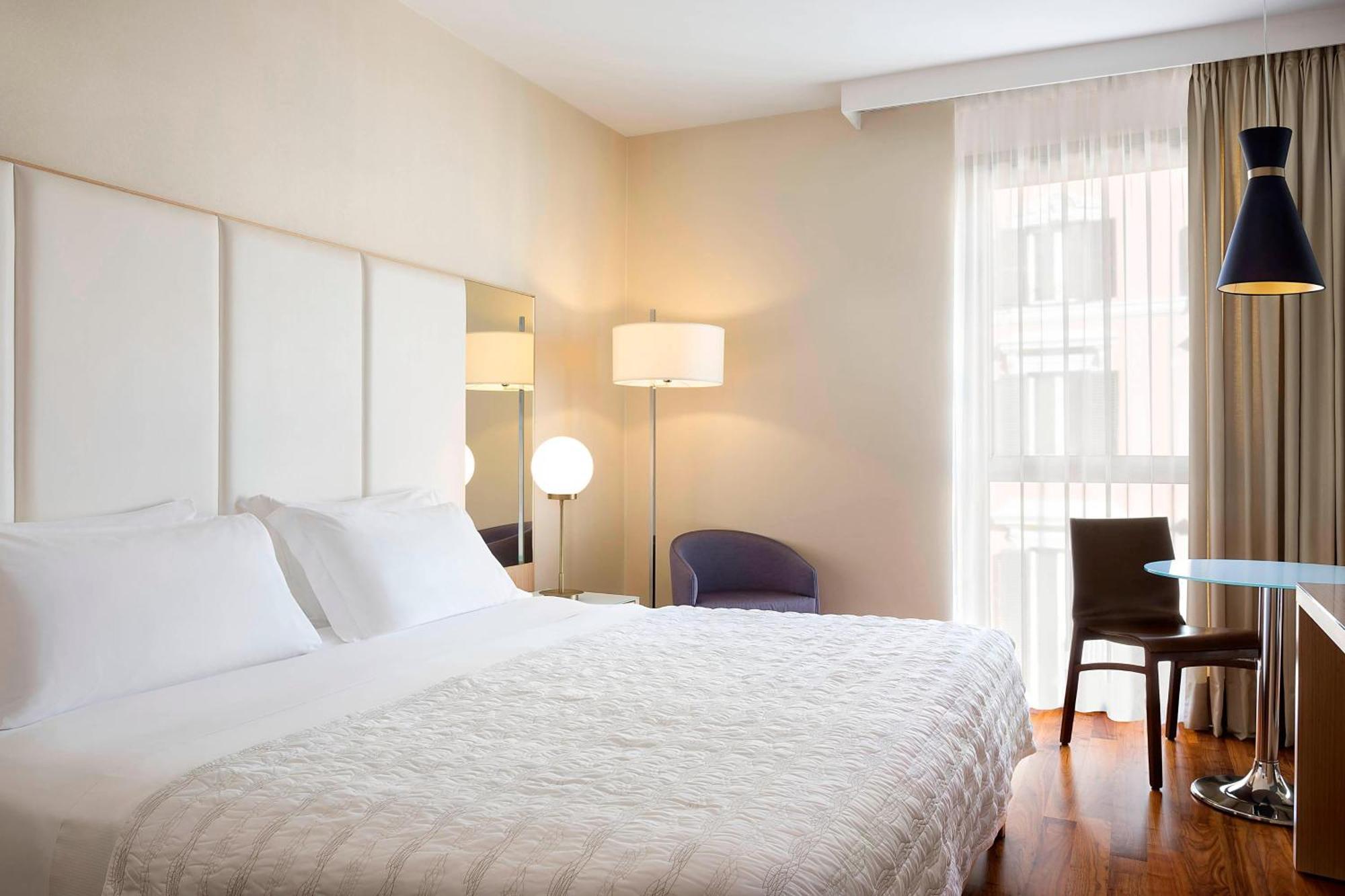 Le Meridien Visconti Roma Esterno foto