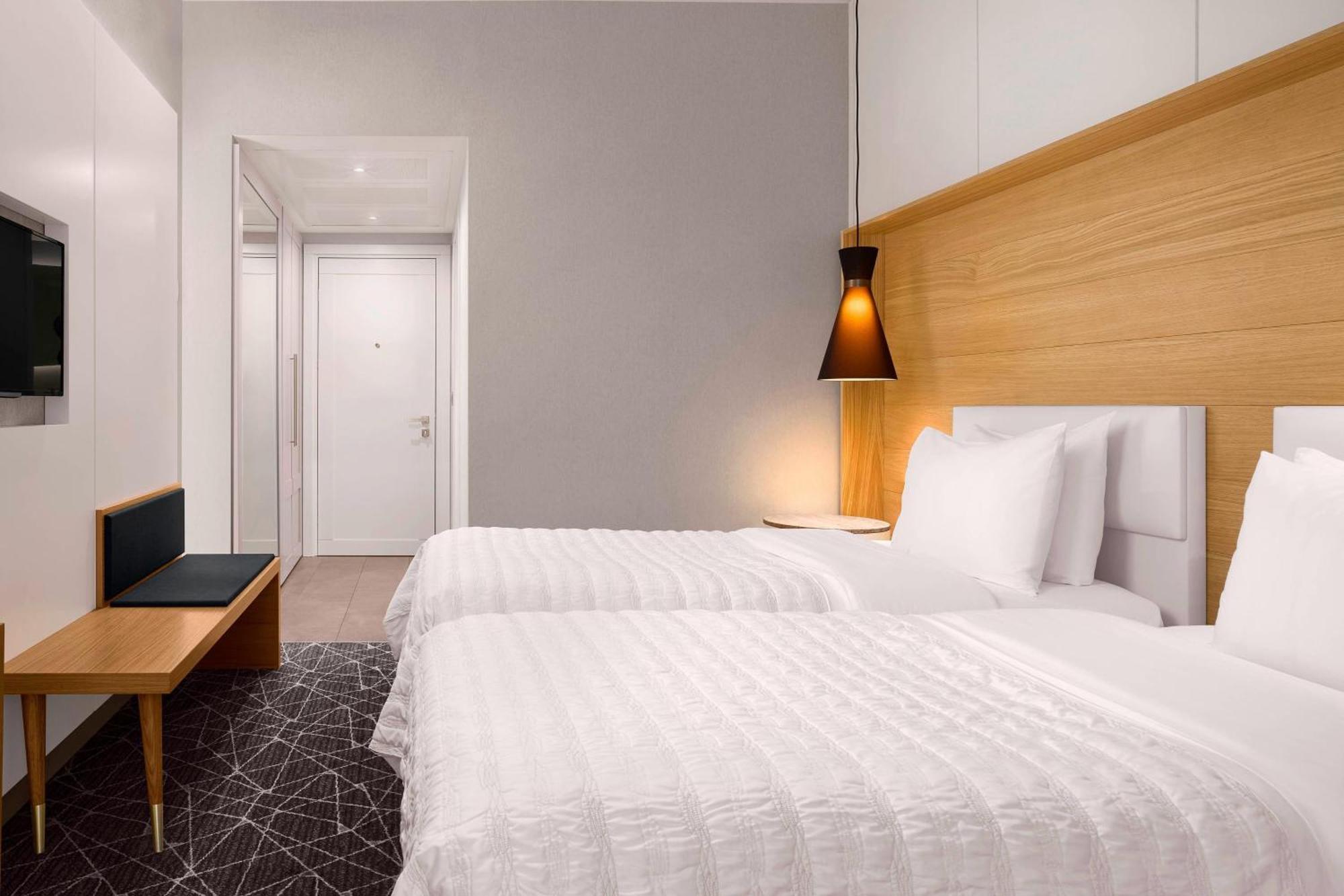Le Meridien Visconti Roma Esterno foto