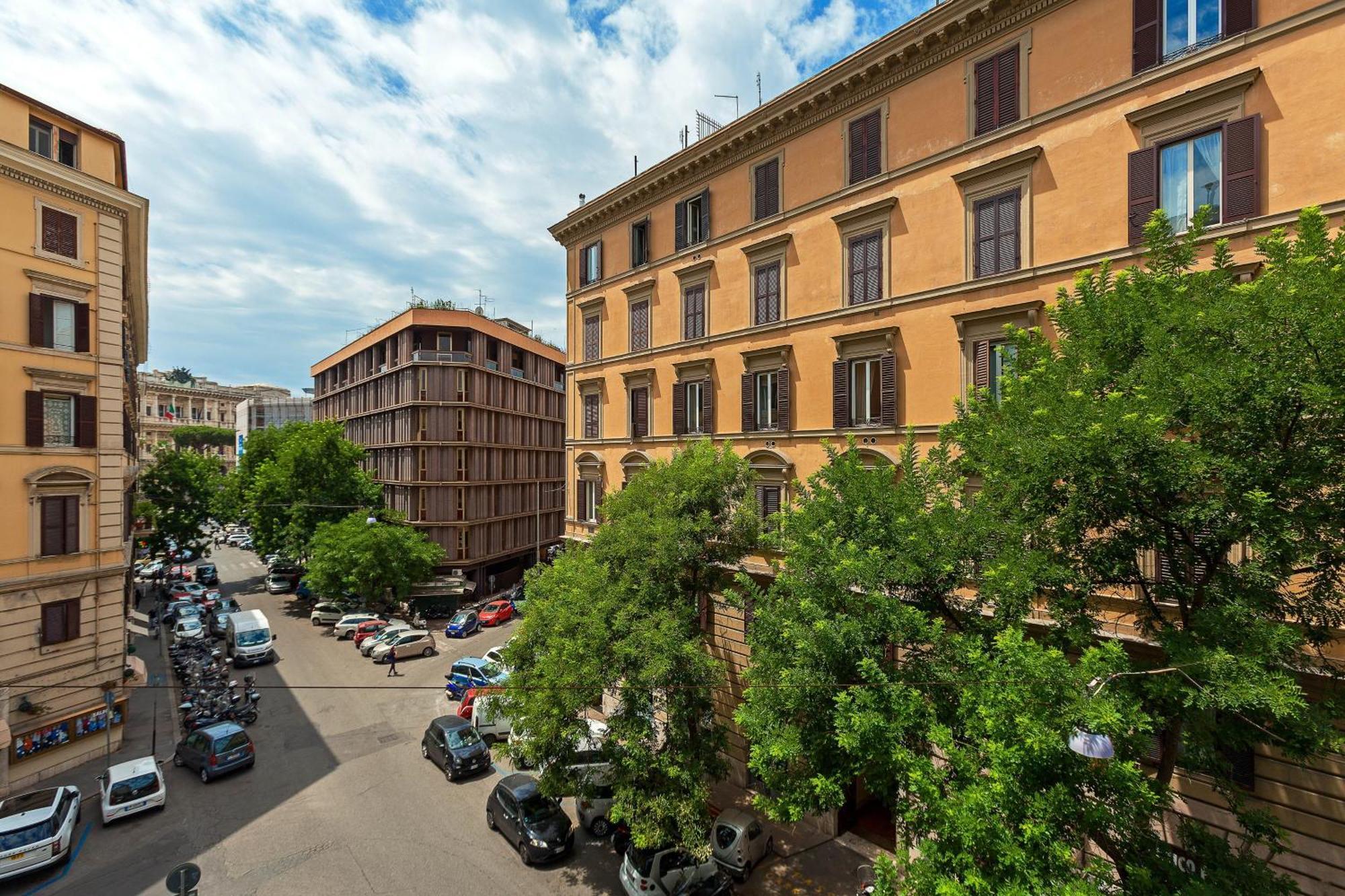 Le Meridien Visconti Roma Esterno foto
